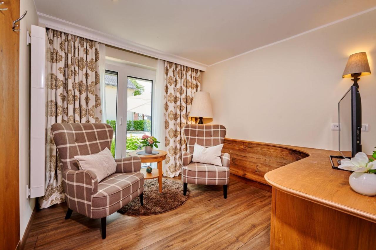 Landhotel Schneider リーデンブルク エクステリア 写真